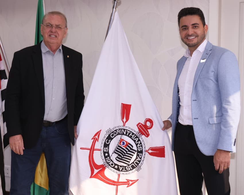 Presidente do Corinthians, Osmar Stabile, e presidente da PX, André Oliveira. Foto: José Manoel Idalgo  