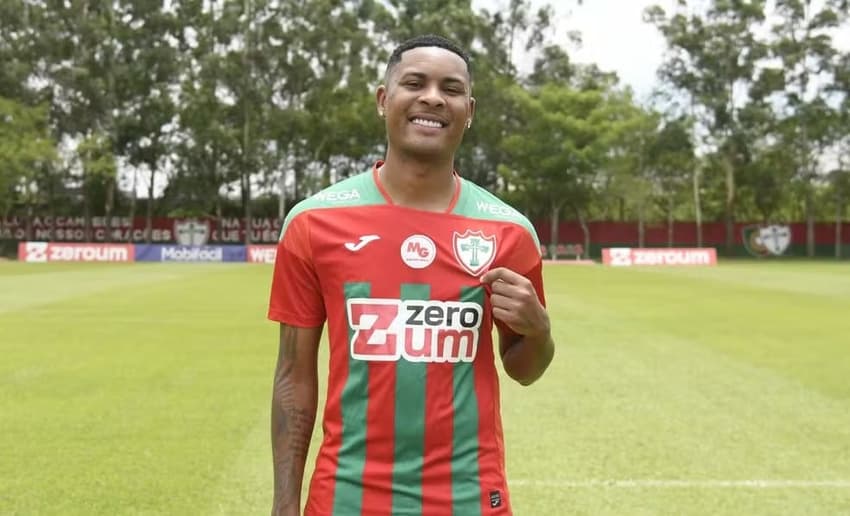 Caio Roque, da Portuguesa-SP, entrou na mira do Botafogo (Foto: Divulgação/Portuguesa