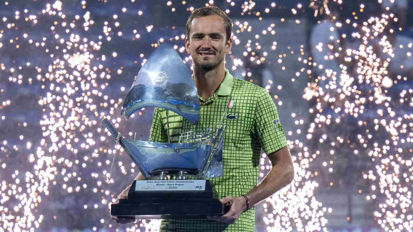 Russo Daniil Medvedev foi campeão do ATP 500 de Dubai (Foto: Ryan Lim / AFP)