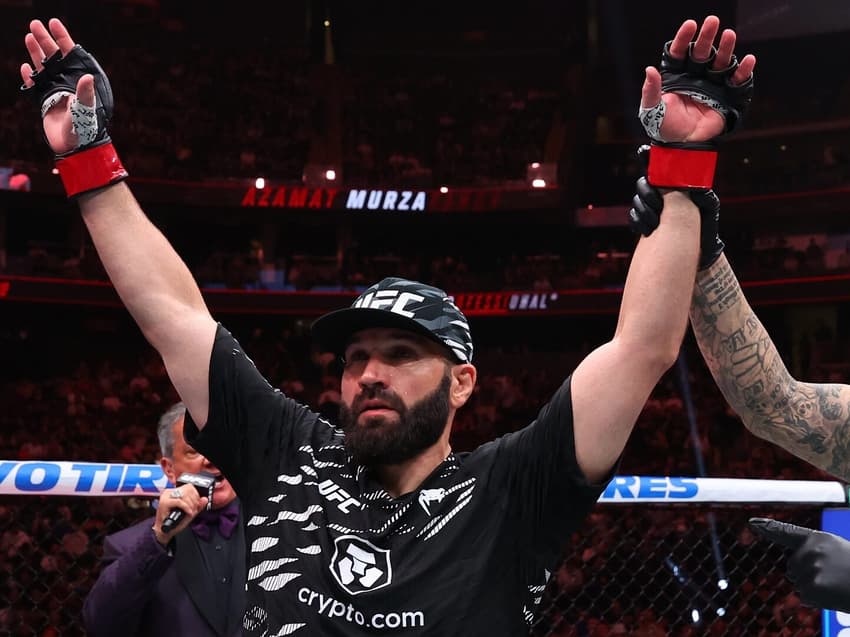 Borrachinha enfrenta Azamat Murzakanov no UFC 327 (Foto: Reprodução Instagram murzakanovazamat)