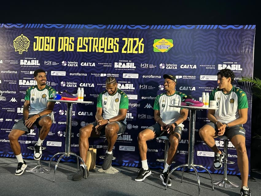 Alexey, Felício (ex-jogador da NBA, Shamell e Wini participam do café da manhã pré Jogo das Estrelas do NBB (Foto: Isabella Zuppo)