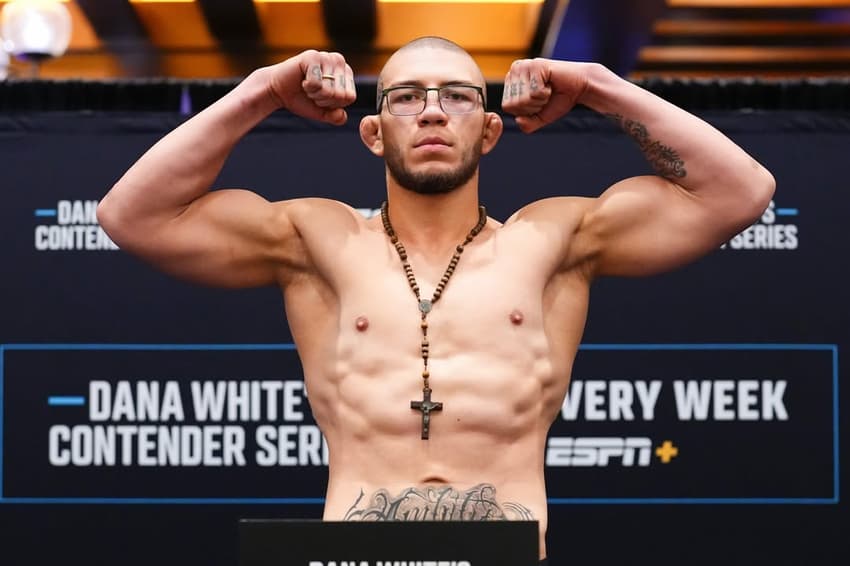 Rafael Tobias em pesagem do Dana White's Contender Series, antes de assinar com UFC (Foto: Reprodução/Instagram)