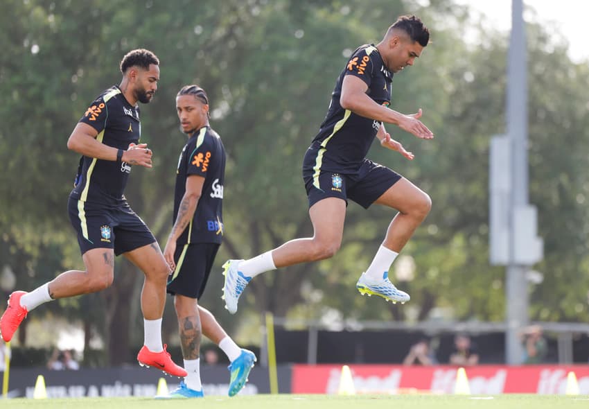 Casemiro, João Pedro e Matheus Cunha durante treino da Seleção em Orlando