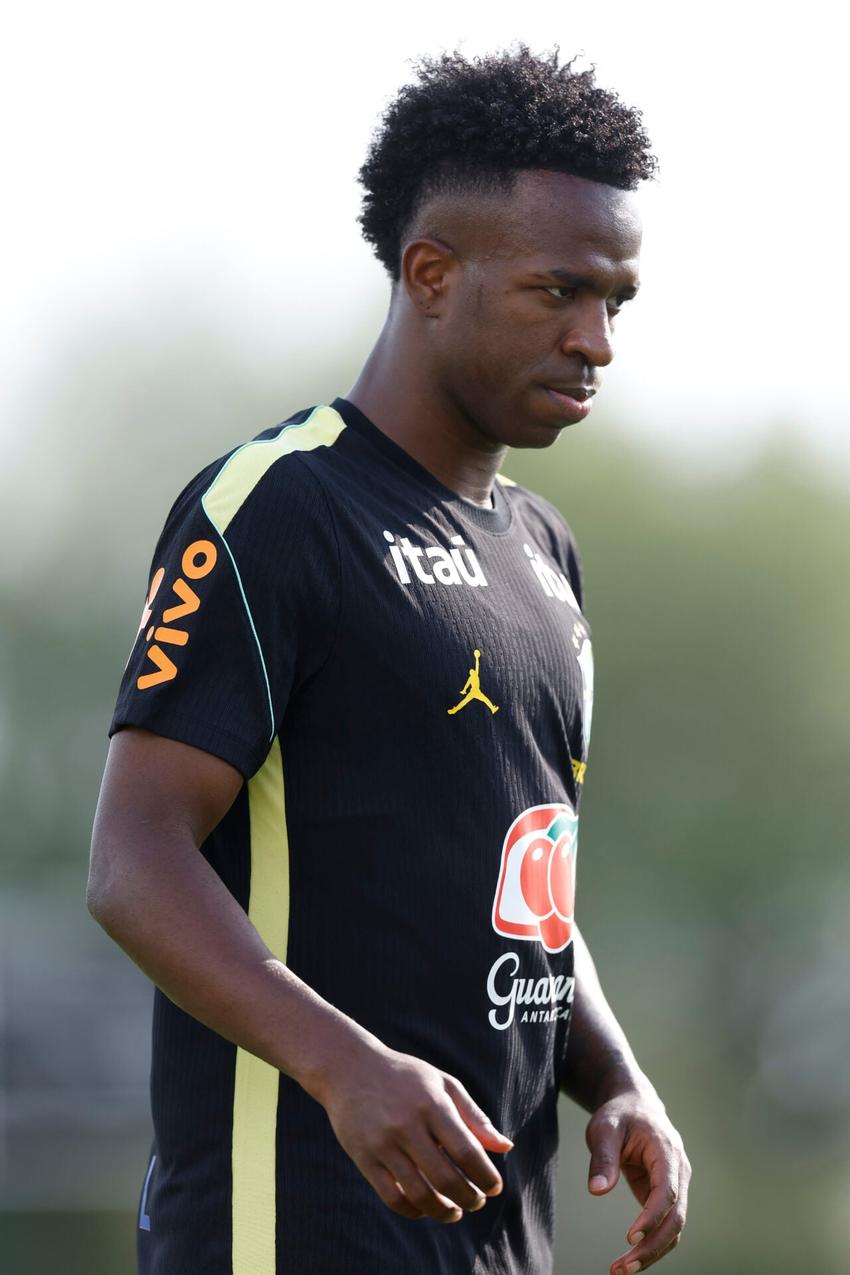 André torce para que Vini Jr seja o grande destaque da Seleção caso Neymar fique fora (Foto: Rafael Ribeiro/CBF)