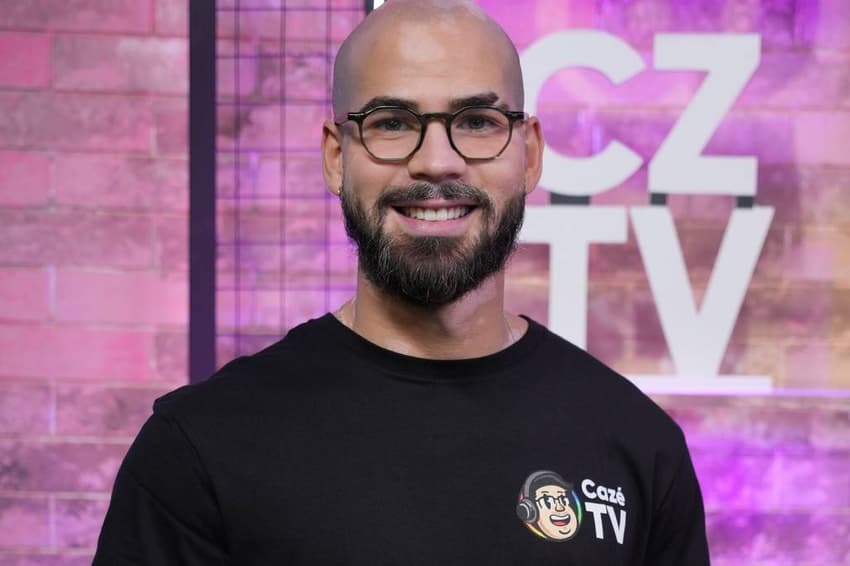 Pedrosa compara Neymar a Suárez e aponta diferenças de rendimento (Foto: Divulgação/CazeTV)