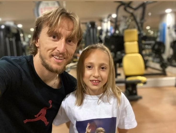 Modric e Ema Modric. (Reprodução/internet)