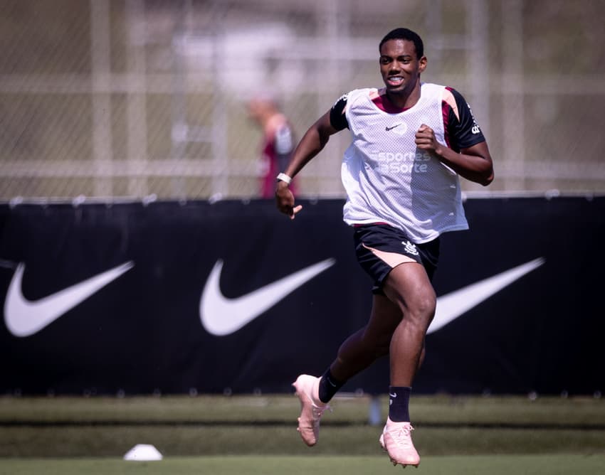 André voltou aos treinos no Corinthians (Foto: Rodrigo Coca/Agência Corinthians)