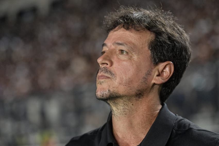 Fernando Diniz deve chegar no Corinthians (Foto: Thiago Ribeiro/AGIF/Folhapress)