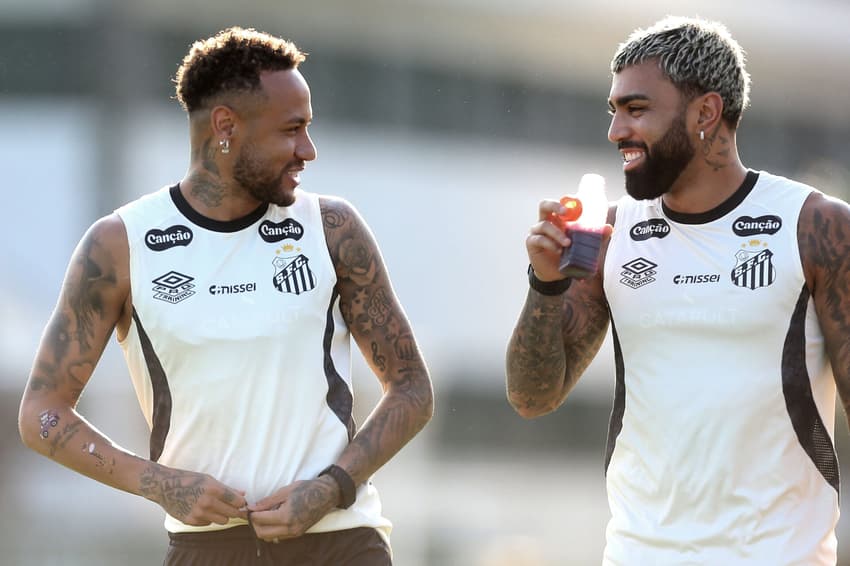Neymar e Gabigol não foram relacionados para a estreia do Santos na Sul-Americana (Foto: Guilherme Dionizio/Folhapress)