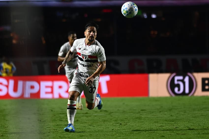 Artur atacante são paulo