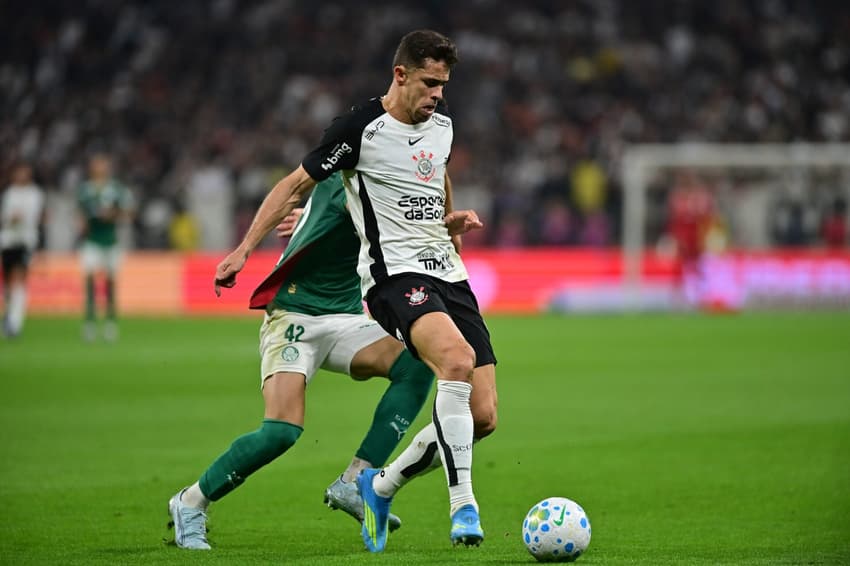 Corinthians também informou que Gabriel Paulista foi agredido (Foto: Eduardo Carmim/Photo Premium/Folhapress)