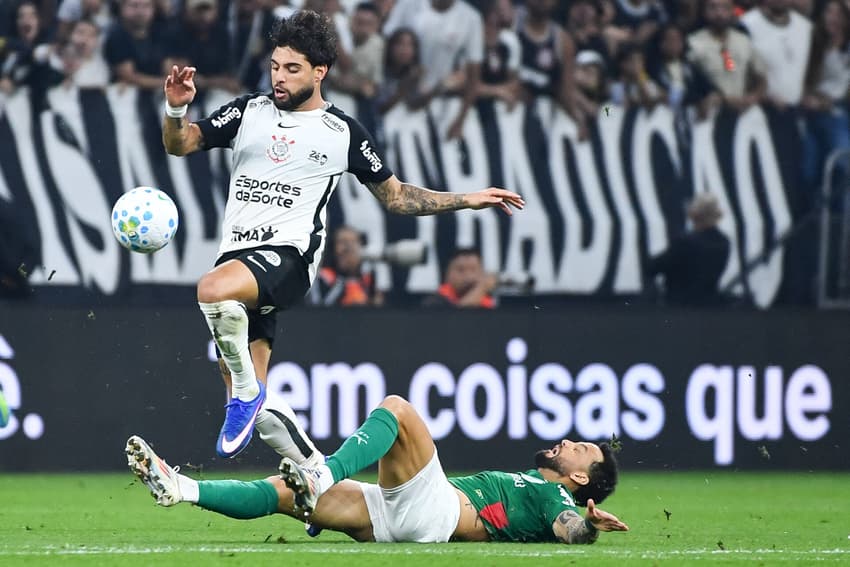 Yuri Alberto em ação durante Corinthians x  Palmeiras (Foto: Roberto Casimiro /Fotoarena/Folhapress) 