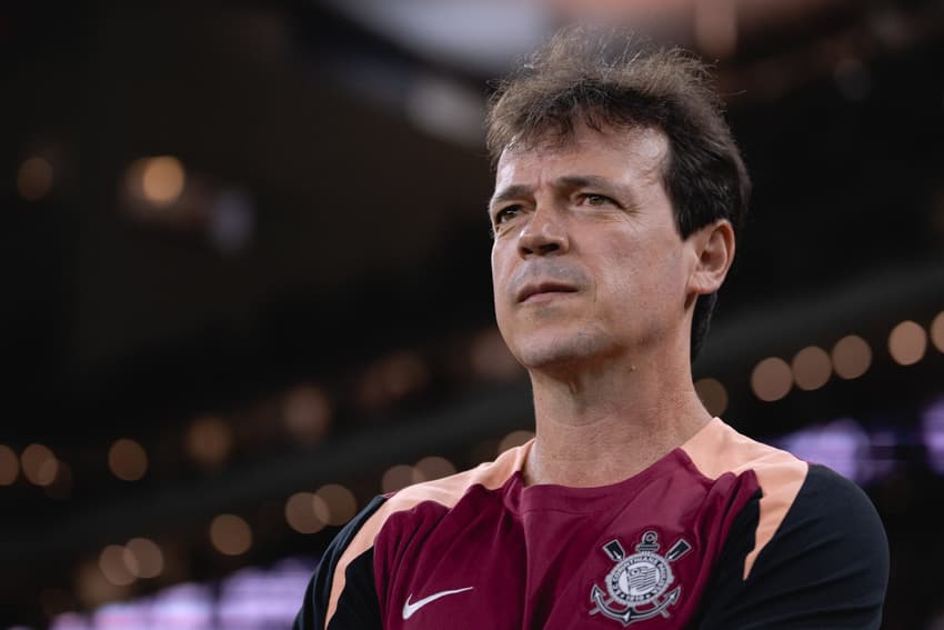 Fernando Diniz, técnico do Corinthians (Foto: Ettore Chiereguini/AGIF/Folhapress)