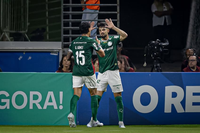 Flaco López comemora seu gol pela Libertadores (Foto: Phd Press/Thenews2/Folhapress)