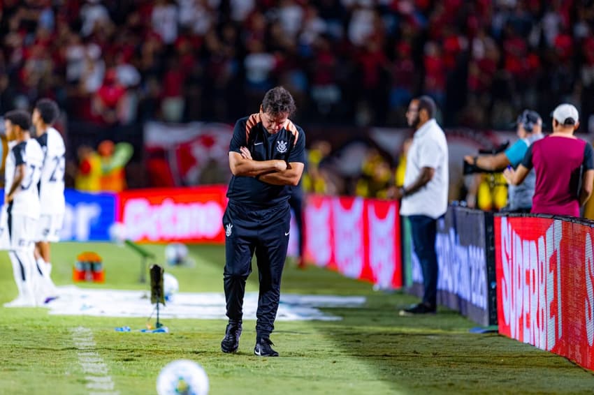 Fernando Diniz, técnico do Corinthians (Foto: Renato Alexandre/Agencia F8/Folhapress)