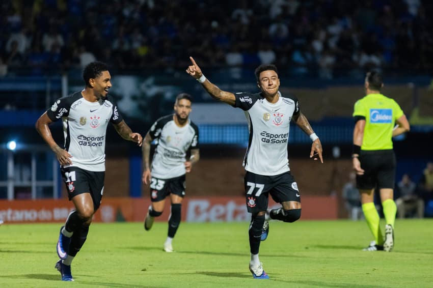 Lingard marcou o gol da vitória do Corinthians (Foto: Thiago Vasconcelos Dos Santos/AGIF/Folha Press)