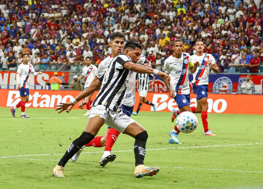 Santos segue sem vencer como visitantes no Campeonato Brasileiro. (Foto: Marcio Roberto/Agencia F8/Folhapress)
