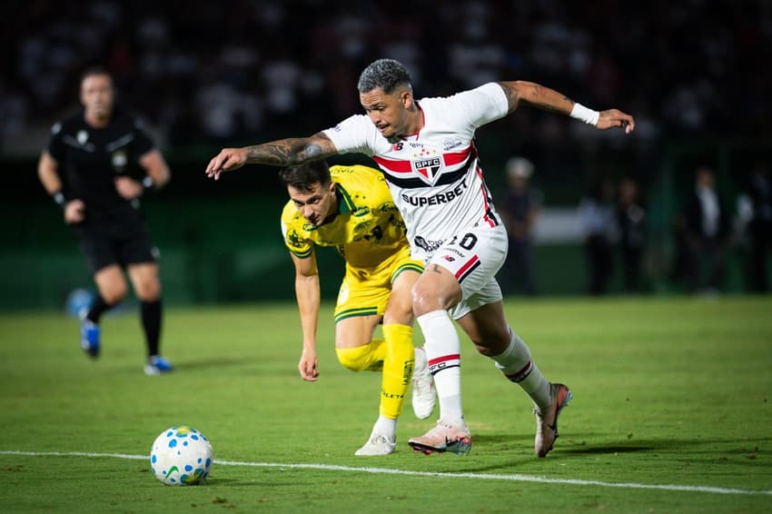 Luciano foi substituído aos 43 do segundo tempo. (Foto: Rebeca Schumacker/Ofotográfico/Folhapress)