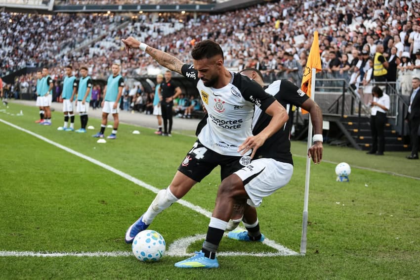 Raniele durante a partida contra o Vasco (Foto: Peter Leone/Ofotográfico/Folhapress)