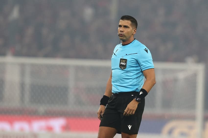 Bruno Arleu de Araújo durante Athlético-PR x Vitória (Foto: Geraldo Bubniak/AGB/Folhapress)