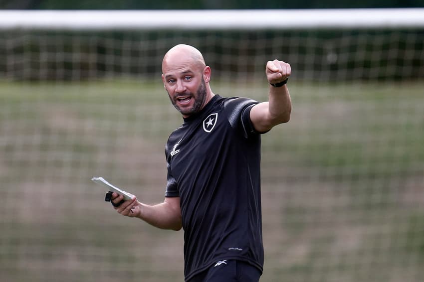 Franclim Carvalho é o novo técnico do Botafogo (Foto: Vítor Silva/Botafogo)