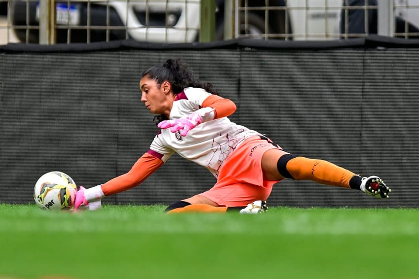 Sandy Monteiro durante final do Campeonato Mineiro em 2025, contra o Cruzeiro. (Foto: Mourão Panda / América)