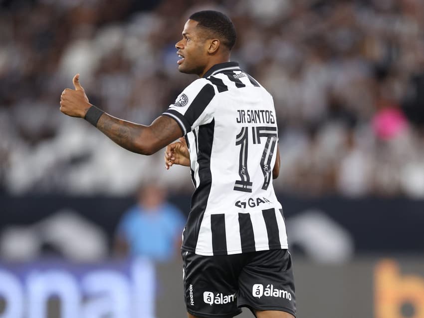 Júnior Santos voltou ao Botafogo após passagem ruim no Atlético-MG (Foto: Vítor Silva/Botafogo)
