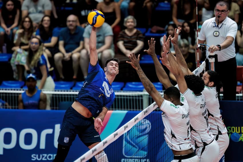 Minas x Suzano no jogo 1 das quartas de final da Superliga Masculina 25/26 (Foto: Divulgação/ Minas Tênis Clube)