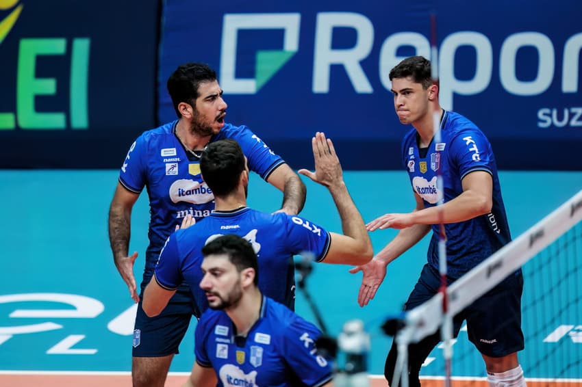 Minas vence Suzano e sai na frente nas quartas de final da Superliga Masculina 25/26 (Foto: Divulgação/ Minas Tênis Clube)