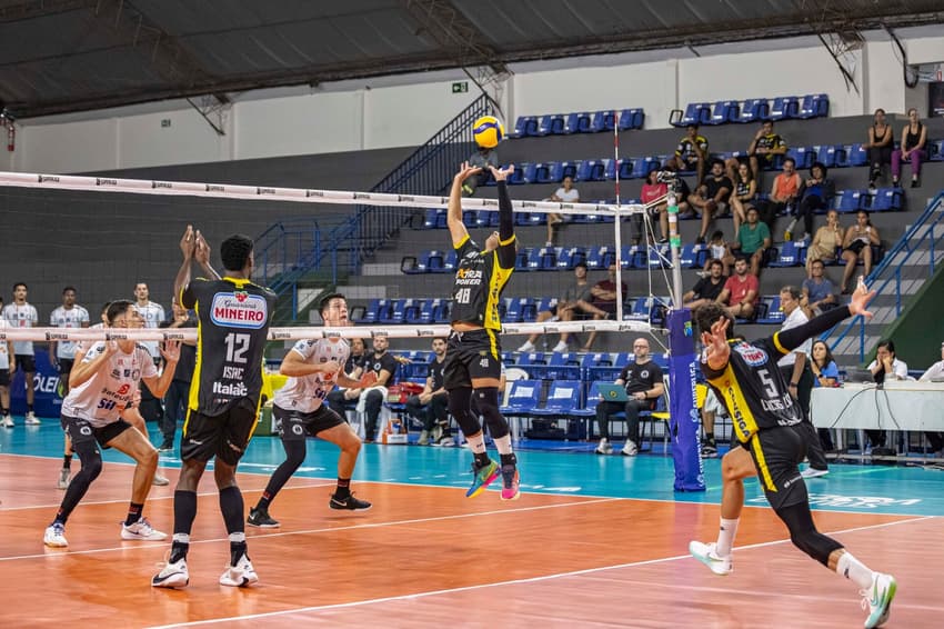 Praia Clube x Guarulhos pelas quartas de final da Superliga Masculina 25/26 (Foto: Bruno Cunha)