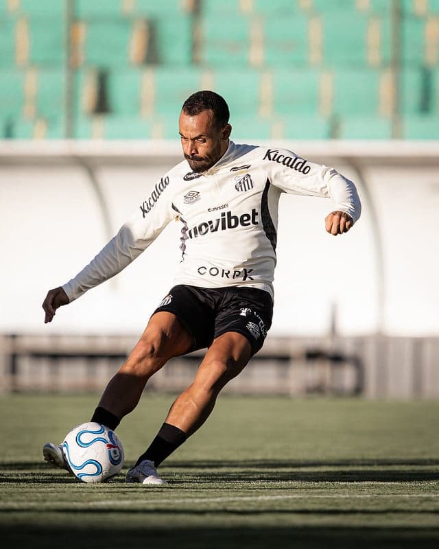 Moisés será novidade no ataque do Santos diante do Deportivo Cuenca, no Equador. (Foto: Raul Baretta/ Santos FC)