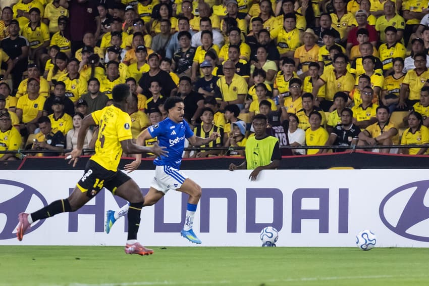 Barcelona-EQU x Cruzeiro, no Estádio Monumental Isidro Romero Carbo, em Guayaquil-EQU (Foto: Gustavo Aleixo/Cruzeiro) 