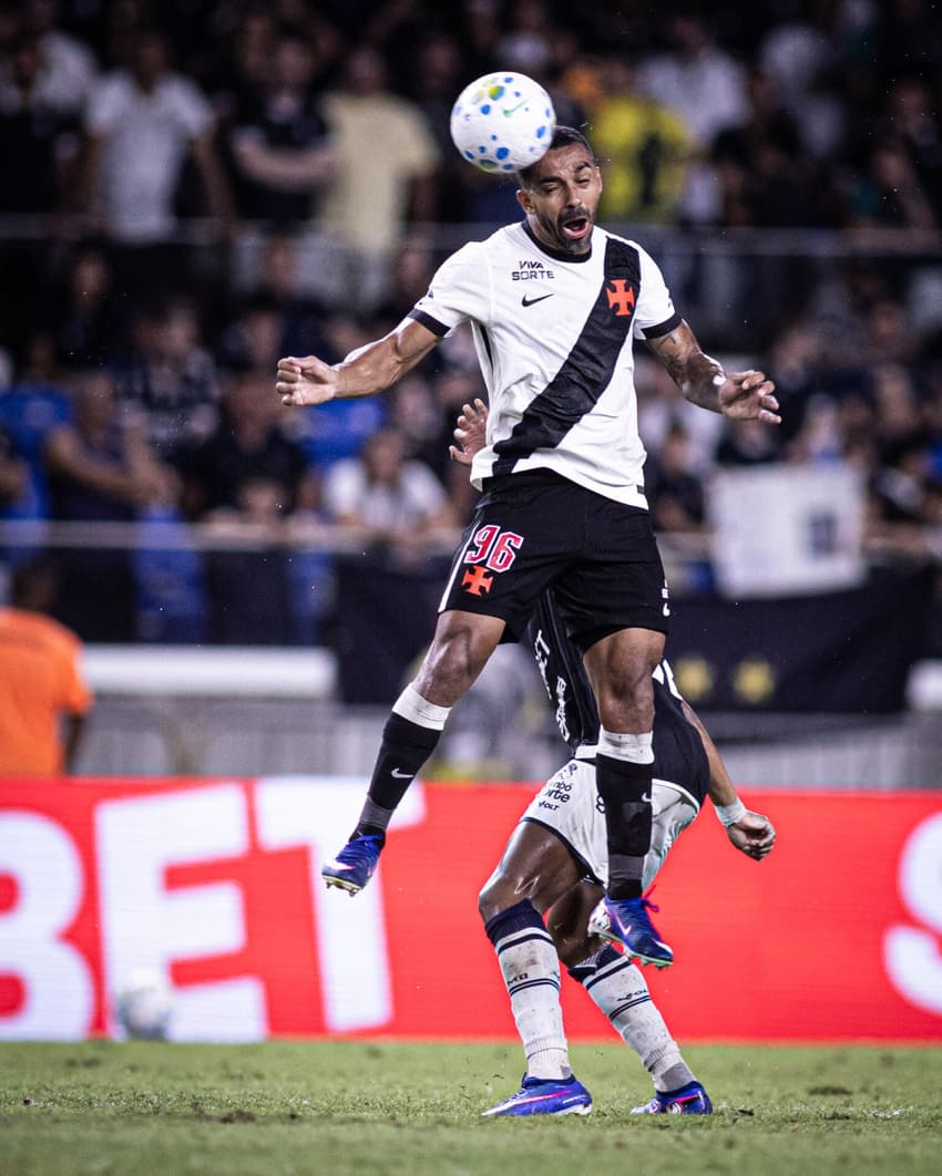 Paulo Henrique na partida entre Vasco e Remo (Foto: Matheus Lima/Vasco)