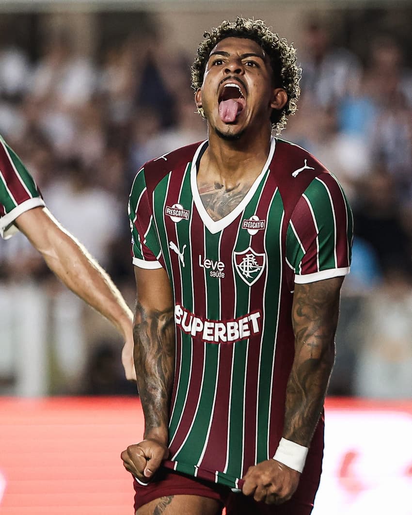 John Kennedy marcou o gol da vitória do Fluminense contra o Santos no Brasileirão (Foto: Lucas Merçon / Fluminense FC)
