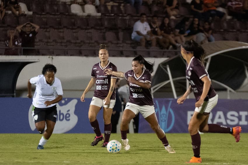 Ferroviária venceu o América-MG na Fonte Luminosa. (Foto: Rafael Zocco / Ferroviária)