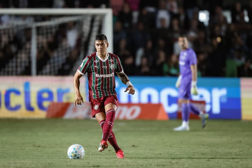 Millán em campo em Operário x Fluminense (Foto: Marcelo Gonçalves/ Fluminense FC)