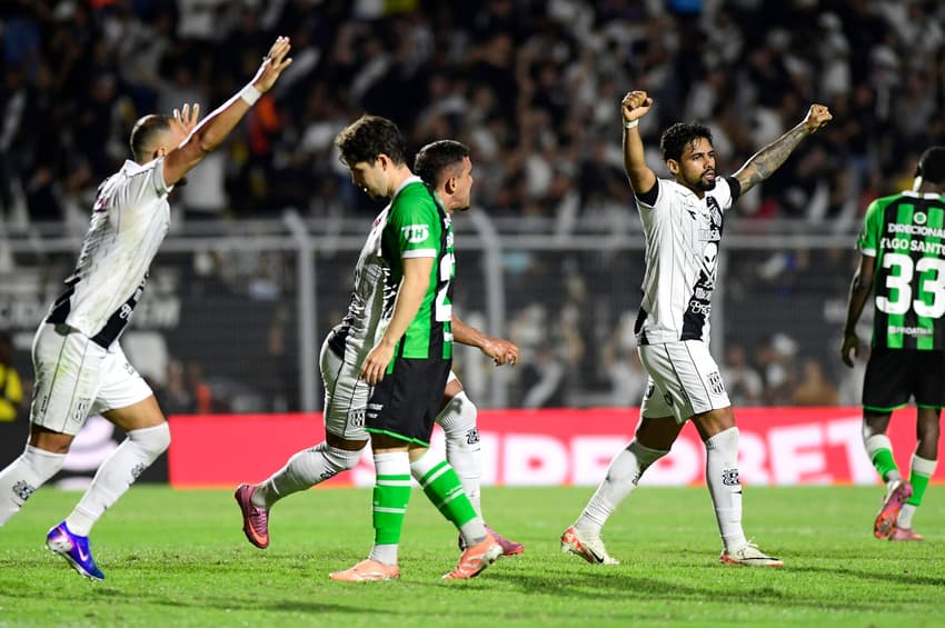 Ponte Preta venceu o América-MG pela sexta rodada da Série B (Foto: Divulgação)