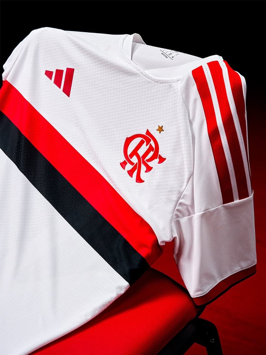 A nova camisa branca do Flamengo (Foto: Divulgação / Adidas)