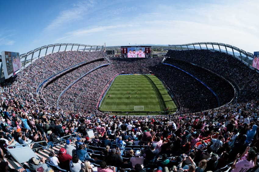 Estádio do Colorado Rapids registrou segundo maior público da MLS (Foto: Andrew Wevers / GETTY IMAGES NORTH AMERICA / Getty Images via AFP)