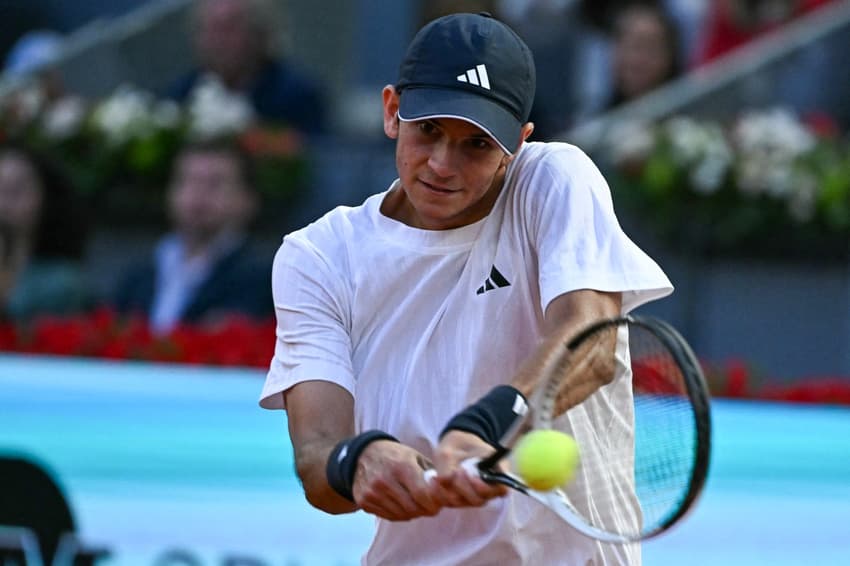 O espanhol Rafael Jodar na vitória sobre o australiano Alex de Minaur (Foto: by Javier SORIANO / AFP)