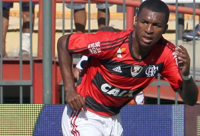 Ex-jogador não possui gols pelo Flamengo (Foto: Tiago Ferreira/Macaé Divulgação)