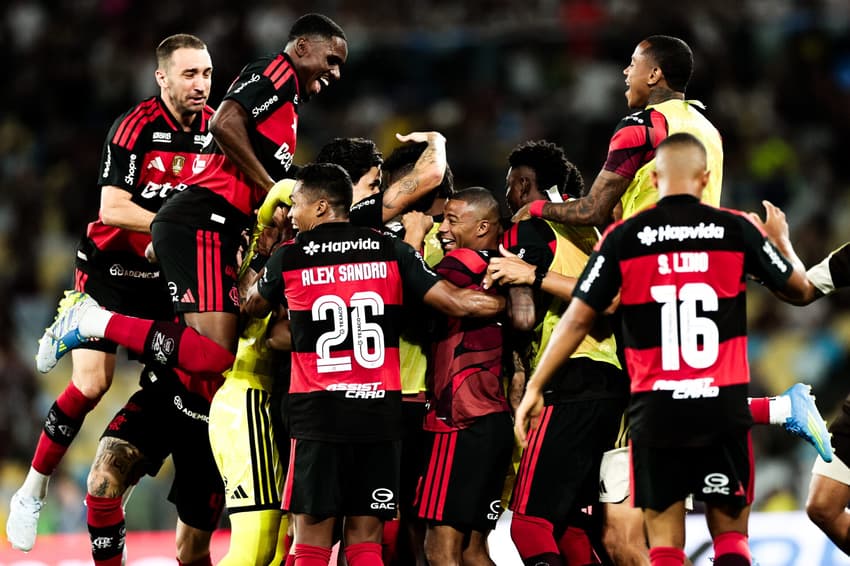 Time do Flamengo comemora o gol de Pedro (Foto: Gilvan de Souza/Flamengo)
