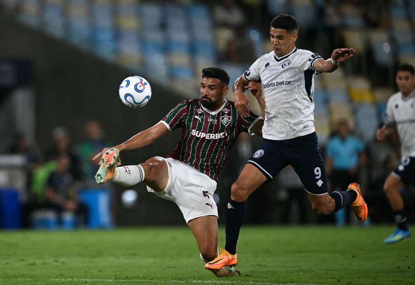 Freytes durante a partida contra o Rivadavia na Libertadores (Foto: MAURO PIMENTEL / AFP)