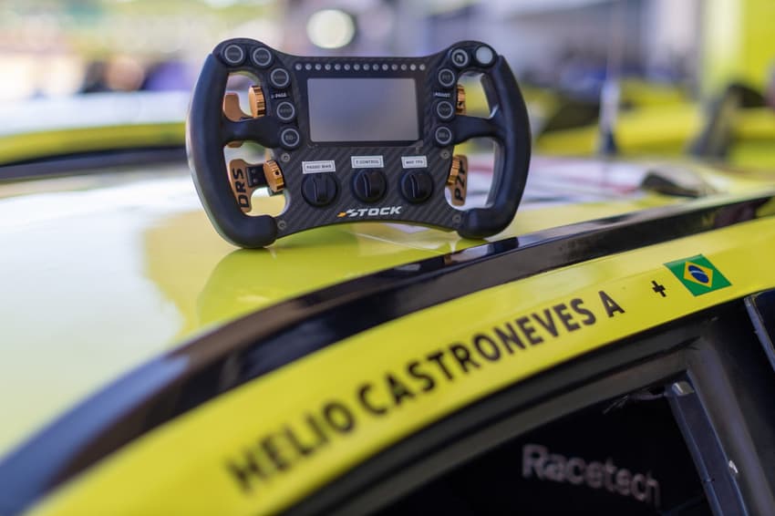 Helio Castroneves compatilha detalhes da preparação para as corridas em Long Beach e Interlagos