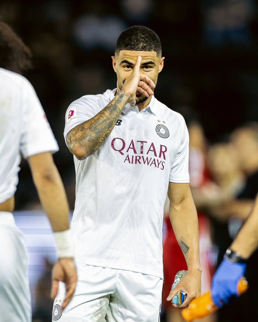 Paulo Otávio atuando pelo Al Sadd (Foto: Divulgação)