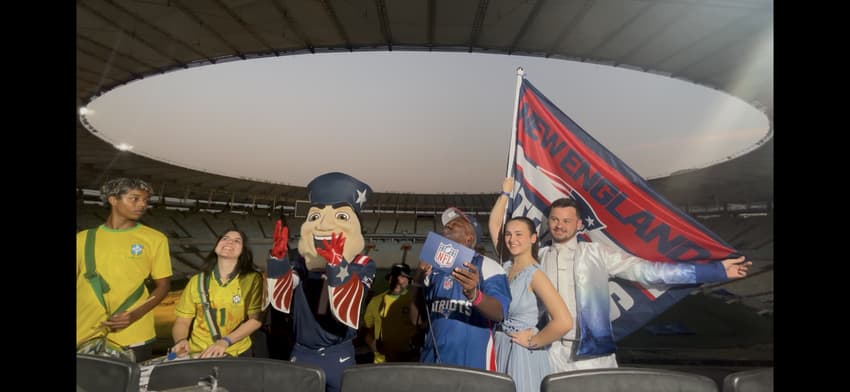 New England Patriots fez anúncio de jogador da NFL direto do Maracanã (Foto: Divulgação)