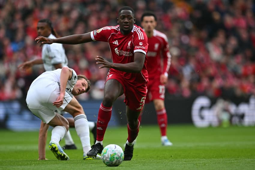 Ibrahima Konaté em ação pelo Liverpool (Foto: ANDY BUCHANAN / AFP)