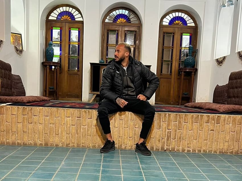 Jair Tavares detalha passagem pelo FC Mes Rafsanjan, do Irã (Foto: Arquivo pessoal)