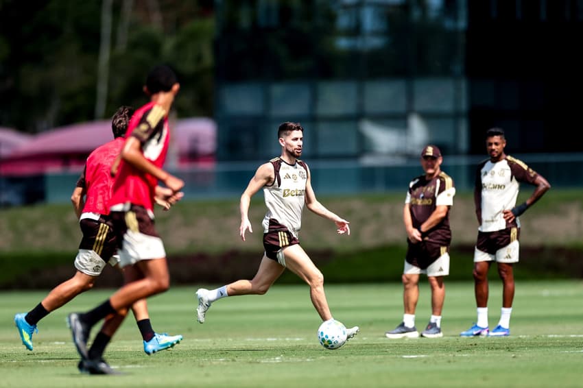 Jorginho treino Flamengo
