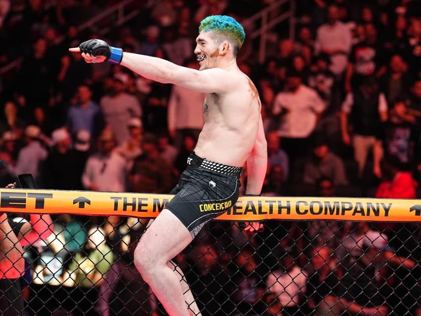 Melquizael Costa vence americano no UFC (Foto: Reprodução)